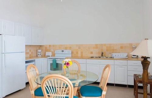 Shoal Bay House | Beachfront Property! 1 Bedroom Poolside with Fully-equipped Kitchen! Pool, Spa!