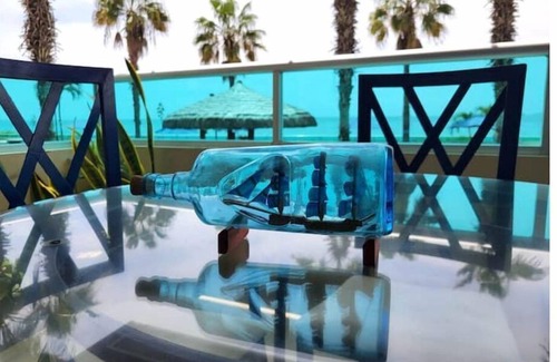 Salinas Condo | Beachfront Salinas Exclusive exit to the beach