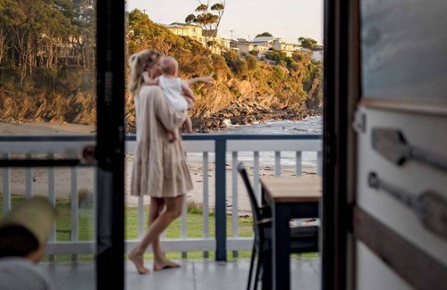 Malua Bay House | Beachfront Shack · Malua Bay - Beachfront - Pet Friendly - EV Charger