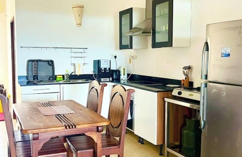 Diani Beach Apartment | Beachfront studio2: Clear Seaview/Gym