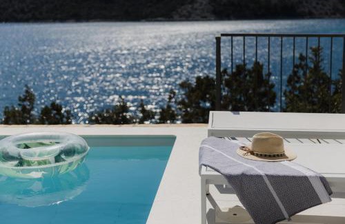 Vinisce Villa | Beachfront Villa Retreat