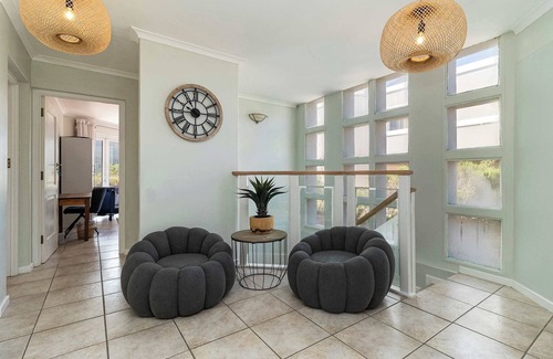 Hout Bay Apartment | Beachfront Villa, SeaBreeze ,Hout Bay ,Cape Town , South Africa