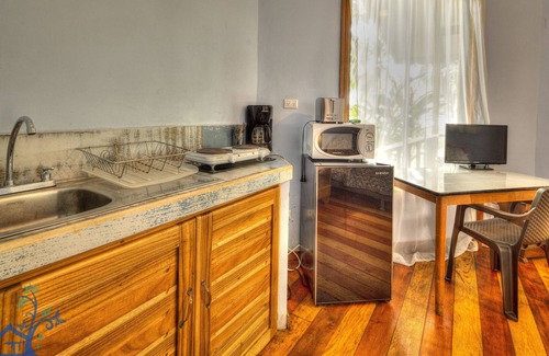 Puerto Viejo de Talamanca Ski Chalet | Beachfront Villas Puerto Viejo with AC & Pool!