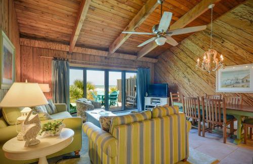 Sea Dunes Apartment | Beachfront with large deck Pool Sea Dunes Sailfish A3