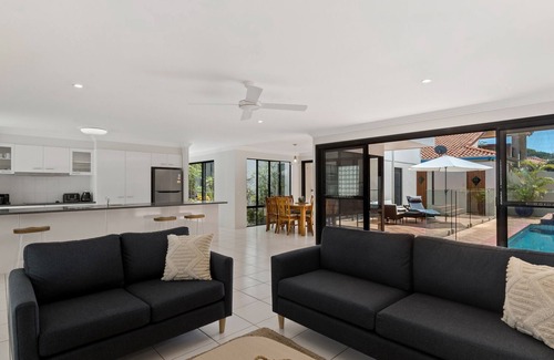 Bokarina House | Beachside Beachhouse Bokarina