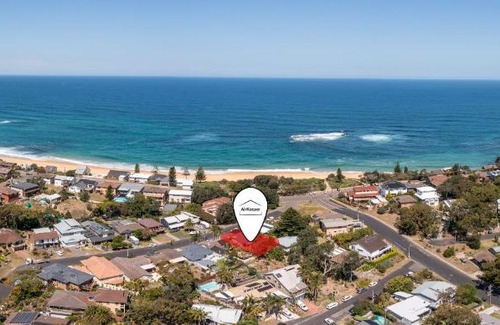 Forresters Beach House | BEACHSIDE BLISS / FORRESTERS BEACH