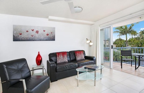 Mooloolaba Apartment | Beachside Mooloolaba