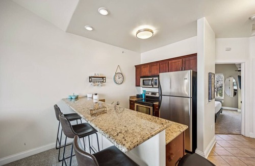 Lake Delton Condo | Beachview Twin #1 at Delton Grand (428)