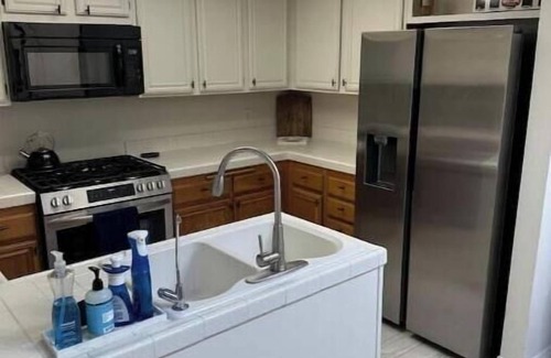 Carpinteria House | Beachwalk Townhome - Carpinteria