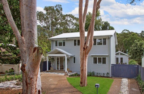 Pearl Beach House | Beachworth by HolidayCo.