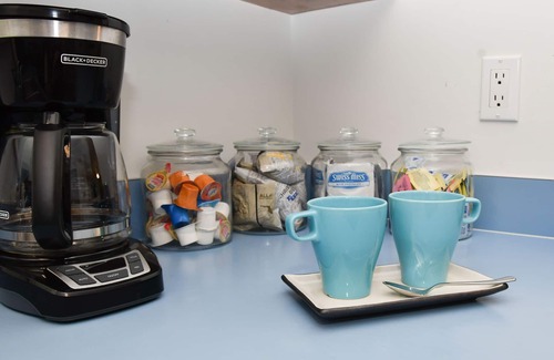 Coquina Gables Apartment | Beachy Getaway–Cozy, Clean & Equipped w/All Essentials! Relax, Enjoy & Refresh!