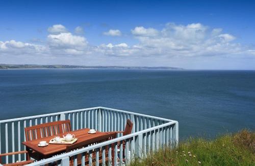 Chillington House | Beacon Cottage