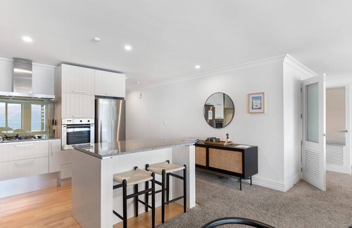 Queenstown Apartment | Beacon Lakeside Luxury 908 - 3 Bedroom