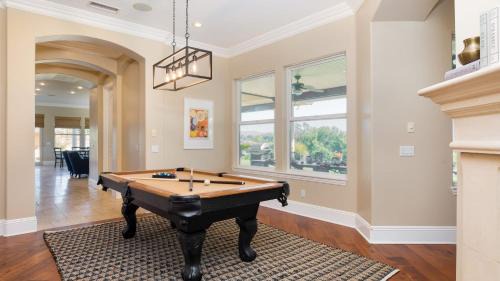 Temecula Villa | Bear Bridge by AvantStay Hilltop Haven in Temecula w Views Putting Green Hot Tub