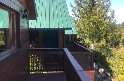 Port Hardy Hotel | Bear Cove Cottages