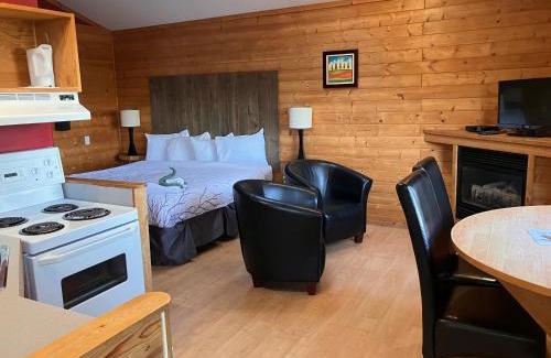 Port Hardy Hotel | Bear Cove Cottages