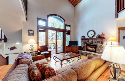 Steamboat Springs House | Bear Creek Retreat