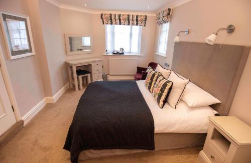 Crickhowell Hotel | Bear Crickhowell