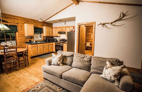 Jasper House | Bear Hollow near the Buffalo River