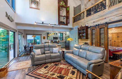 Tuckasegee House | Bear Lake Dream - Immaculate, Brand New, Private Lake Front House with a Hot Tub!