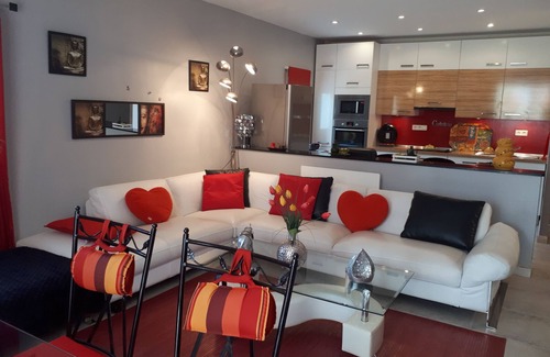 Sisco House | Beau F2 80m2 VUE MER Feerique Grand Jacuzzi Prive Plage A 300m