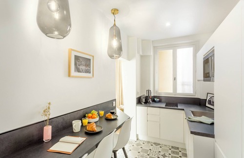 Madeleine Apartment | Beauquartier - Madeleine