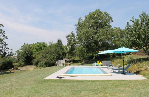 Villefranche-d'Albigeois House | Beautiful barn with pool, in the heart of the Tarn countryside