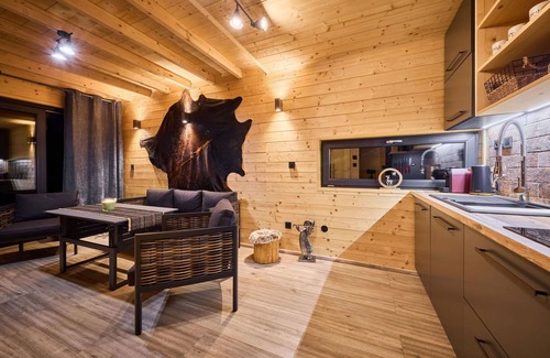 Mlade Buky House | Beautiful private villa for 4 people with WIFI, pool, TV and patio