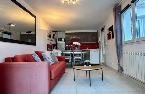 Saint-Brevin-l'Ocean House | Beautiful private villa for 4 guests with WIFI, TV and terrace