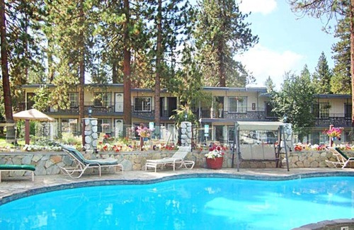 South Lake Tahoe Apartment | Beautiful 1 bedroom unit at resort, sleeps 5