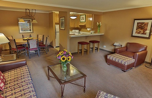 South Lake Tahoe Apartment | Beautiful 1 bedroom unit at resort, sleeps 4