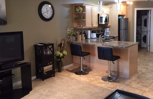 Regina House | Beautiful 1 Bedroom Suite East Regina - 261F Fines Drive - STA21-00148