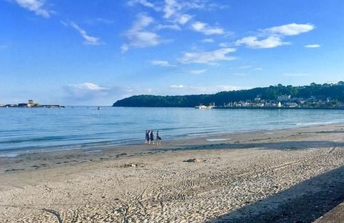 St Aubin Apartment | Beautiful 1br In Historic St Aubin House