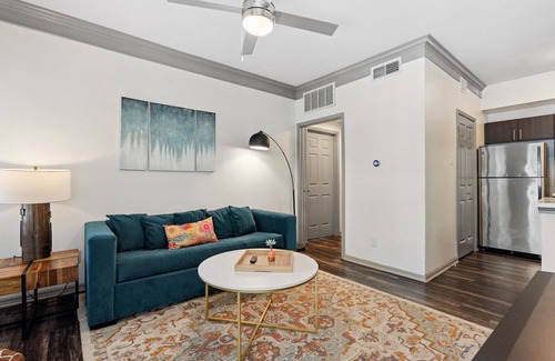 North Burnet Apartment | Beautiful 1BR Next to The Domain 4412