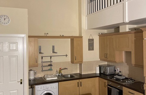 Slough Apartment | Beautiful 2 Bed Apartment