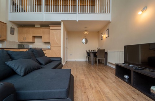 Slough Apartment | Beautiful 2 Bed Apartment