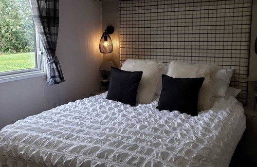 Fence Cabin | Beautiful 2-Bed Lodge Ribble Valley Clitheroe