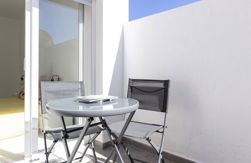 Pueblo Nuevo Apartment | Beautiful 2-bedroom house in Pueblo Nuevo de Guadiaro, near Sotogrande