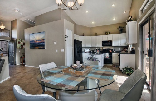 Gold Canyon House | Beautiful 3 Bdrm./2 Bath Gold Canyon home w/heated pool in private setting