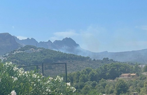 La Empedrola Villa | Beautiful 3 bed villa with pool and mountain view