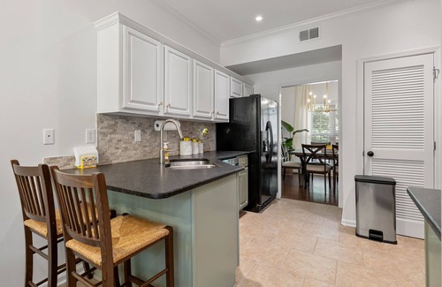 Hoover House | Beautiful 3 Bedroom on the River!