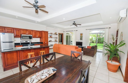 Bejuco Villa | Beautiful 3 bedroom, 3 bathroom private villa