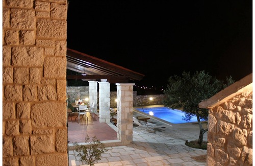 Seget House | Beautiful 3 Bedroom Dalmatian Stone House With a Heated Private Pool