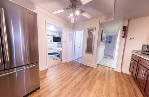 San Bruno House | Beautiful 3-bedroom house with AC in San Bruno