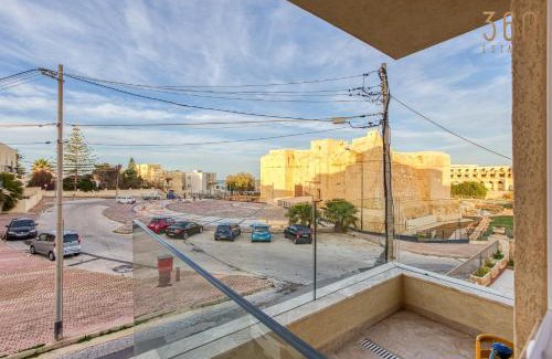 Marsaskala Apartment | Beautiful 3BR designer home with WIFI, AC and Balcony