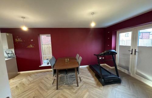Rochdale House | Beautiful 3BRHome Serene Stay Perfect for Family