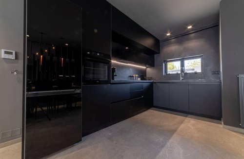 Vathianos Kampos Villa | Beautiful 4-Bed Villa Ria in Vathianos Kampos