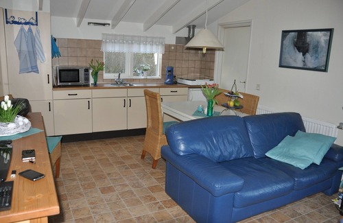 De Koog House | Beautiful 4 pers. Bungalow with conservatory in De Koog on Texel, The Netherlands