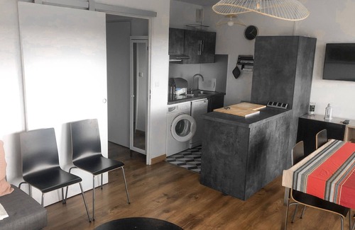 Ciboure Apartment | Beautiful 4-person apartment facing the golf course, with swimming pool and 2 terraces