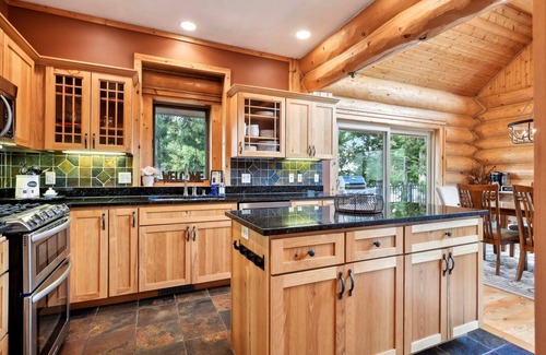 Maple Lake Cabin | Beautiful 5 bdrm lakefront log cabin - under 1hr from Mpls!